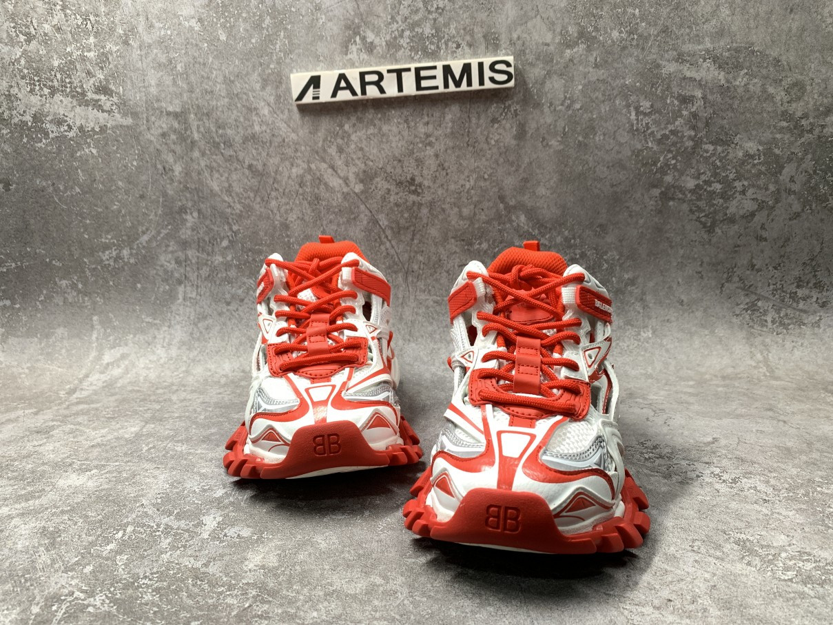 Balenciga Track 2.0 White Red