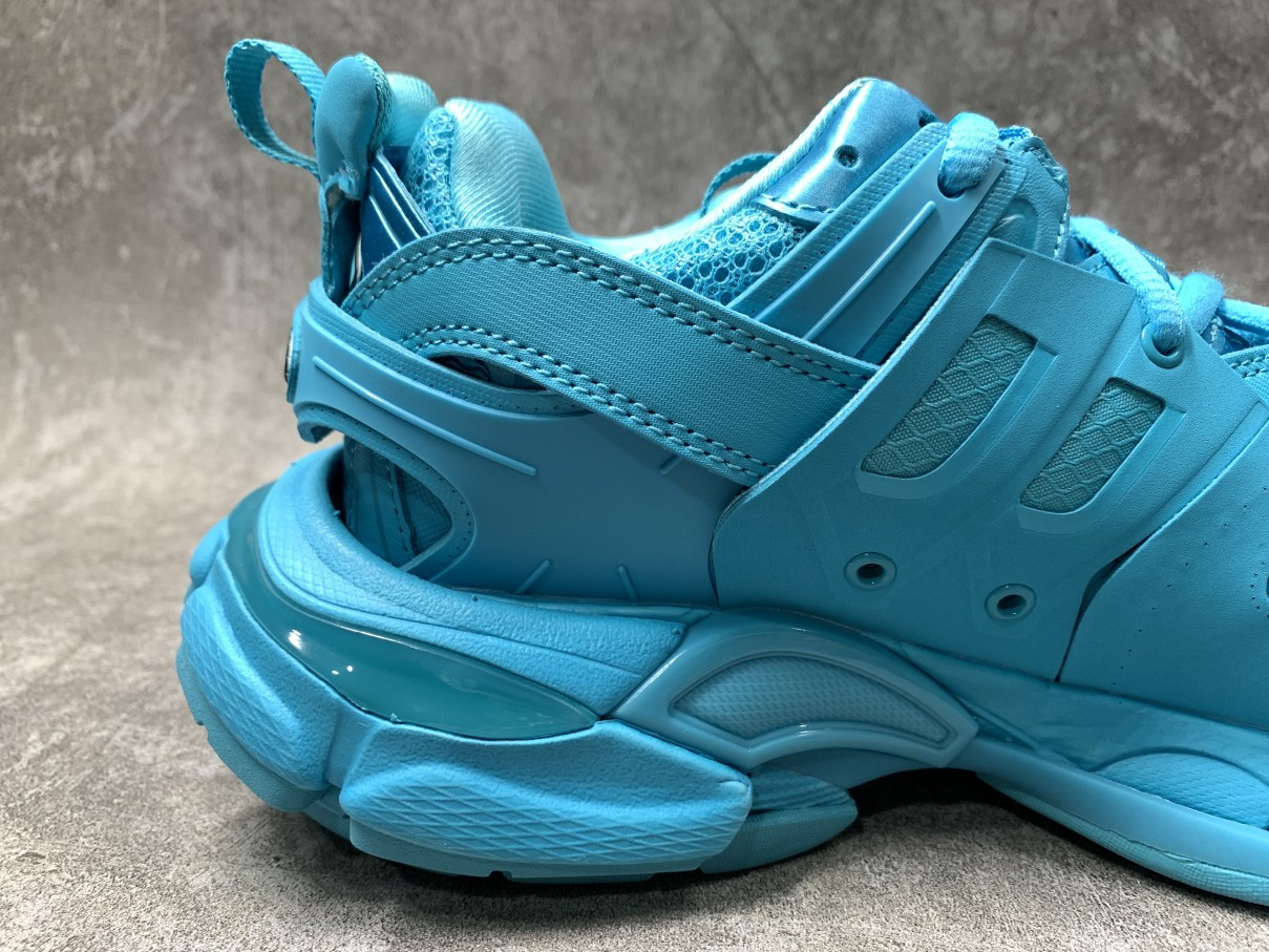 Balenciga Track Screen Blue