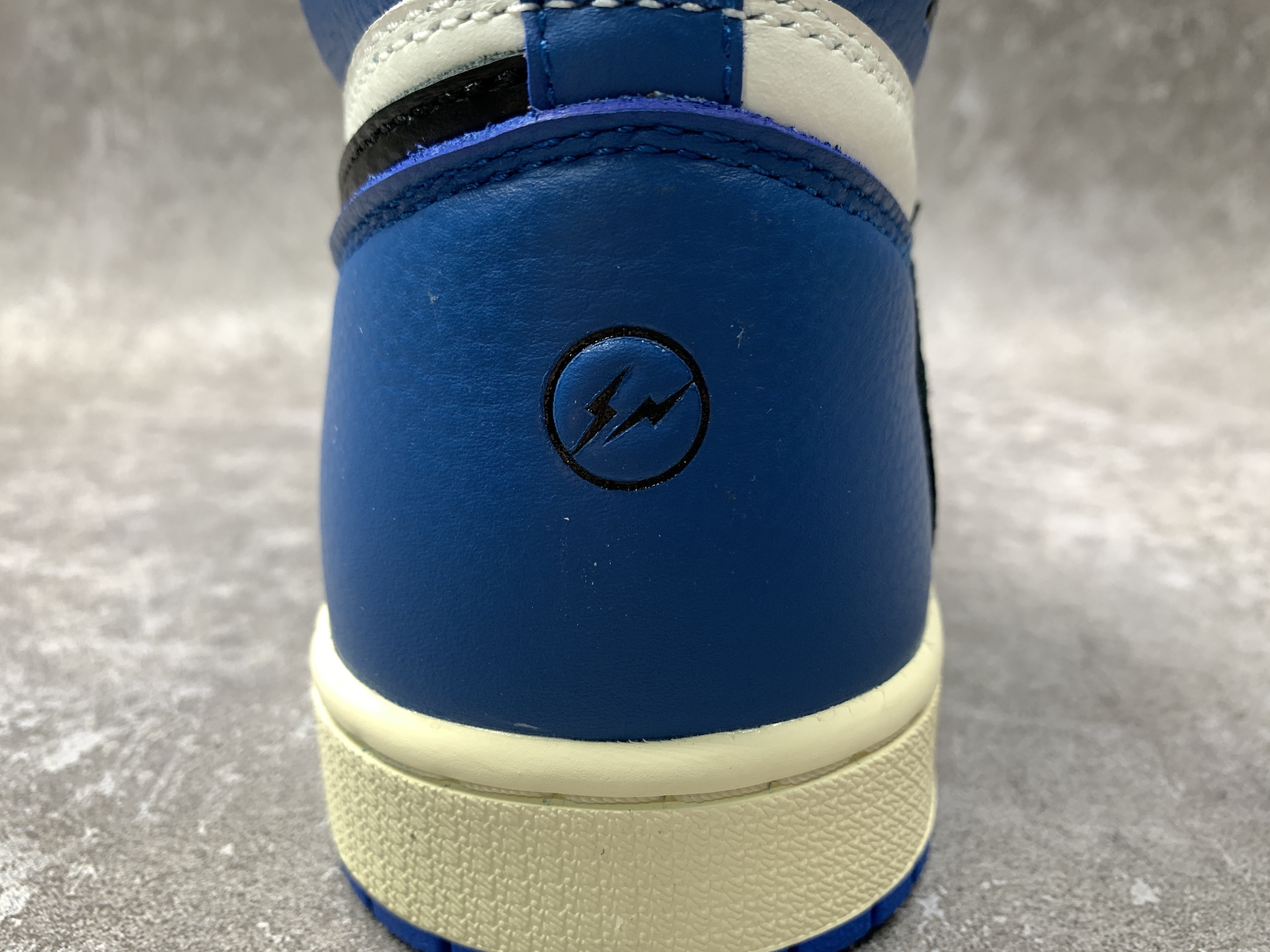 Air Jordan 1 Retro High x Travis Scott x Fragment