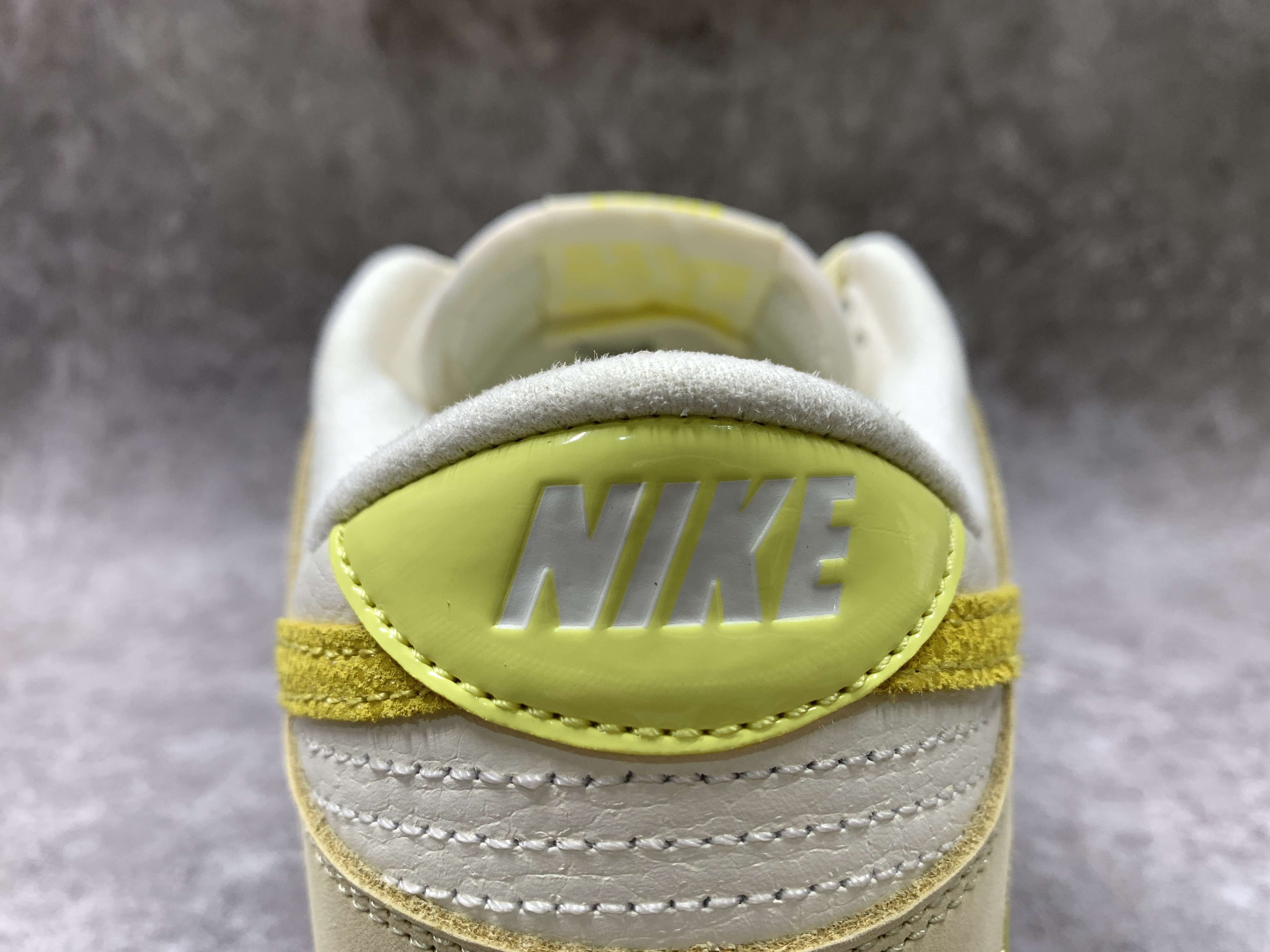 Nike Dunk Low Lemon Drop