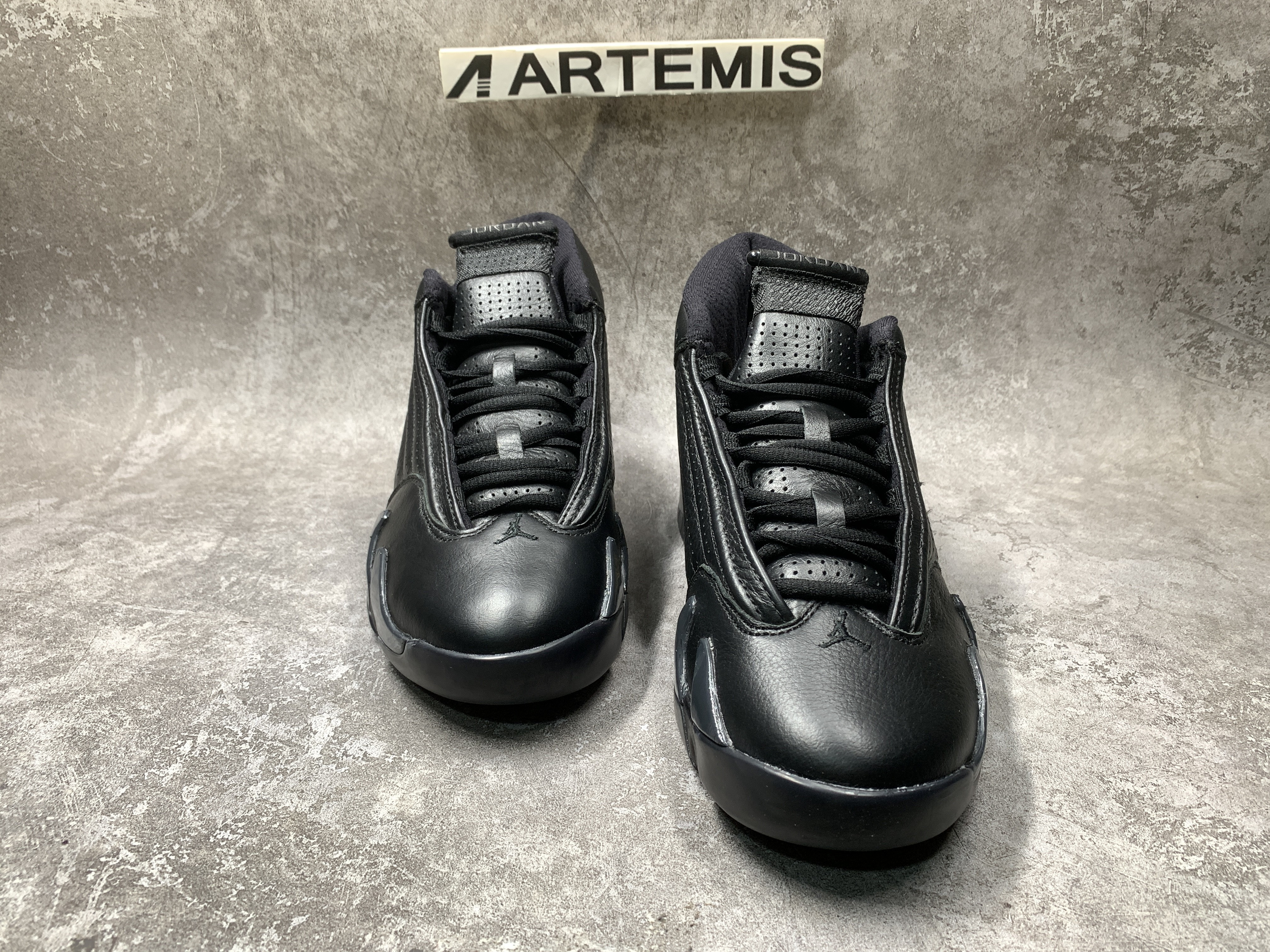 Air Jordan 14 Retro Defining Moments