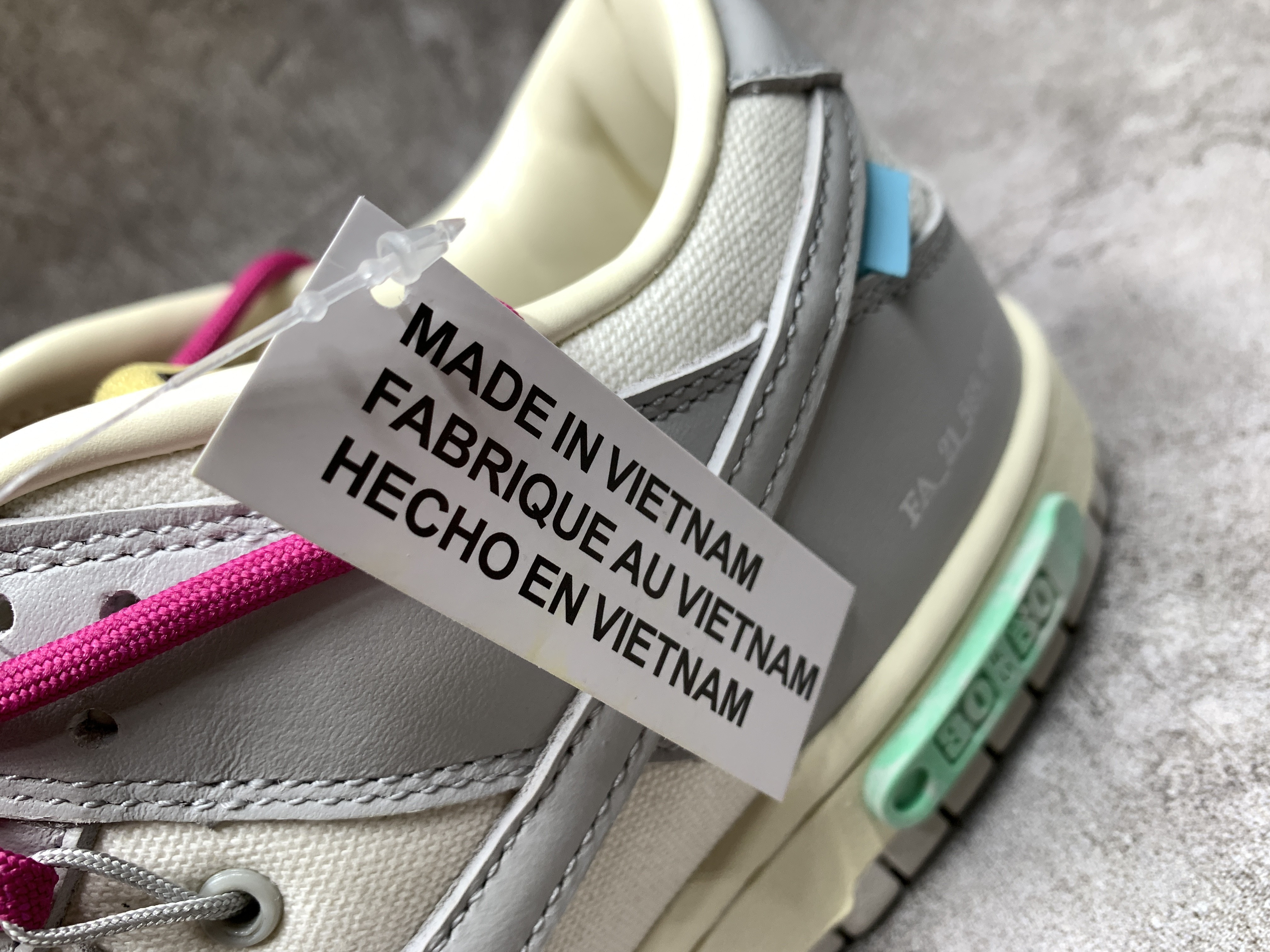 Off-White x Dunk Low Lot 30 of 50