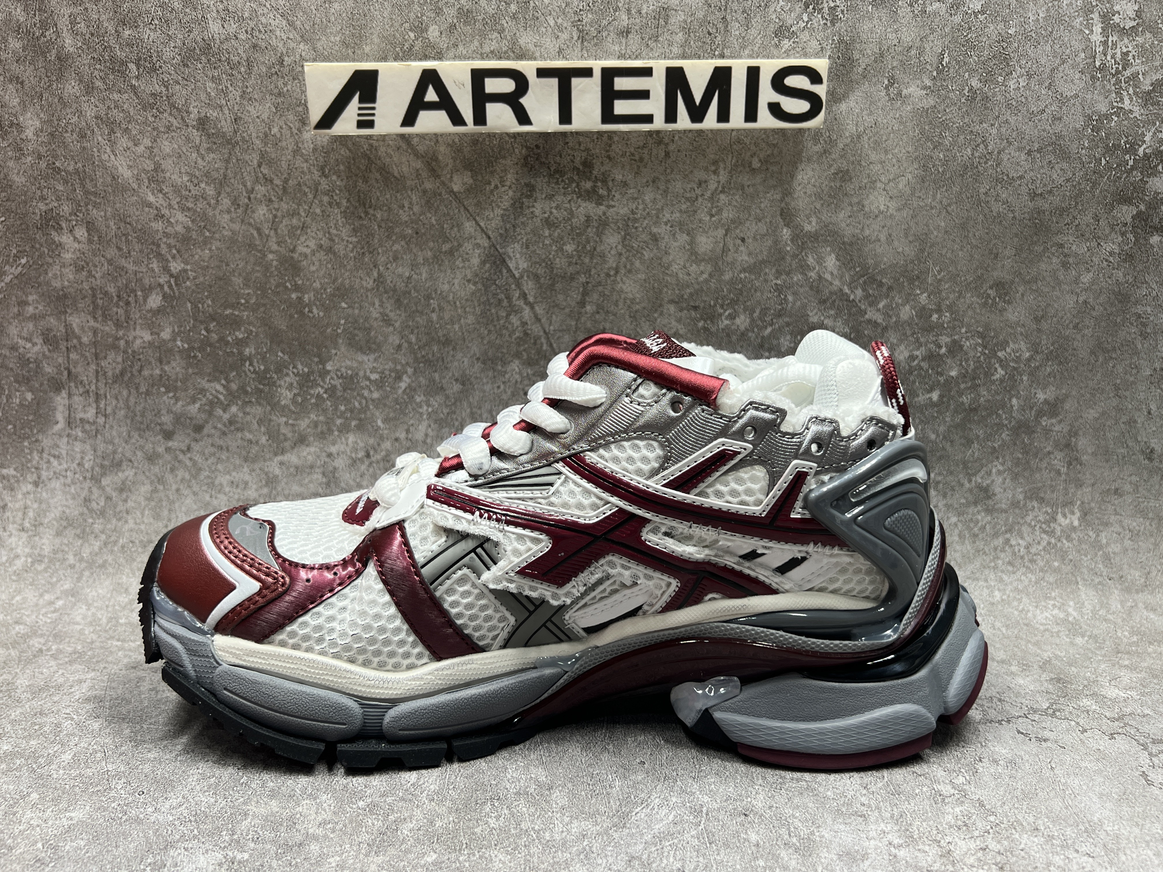 Balenciga Runner Sneaker Burgundy