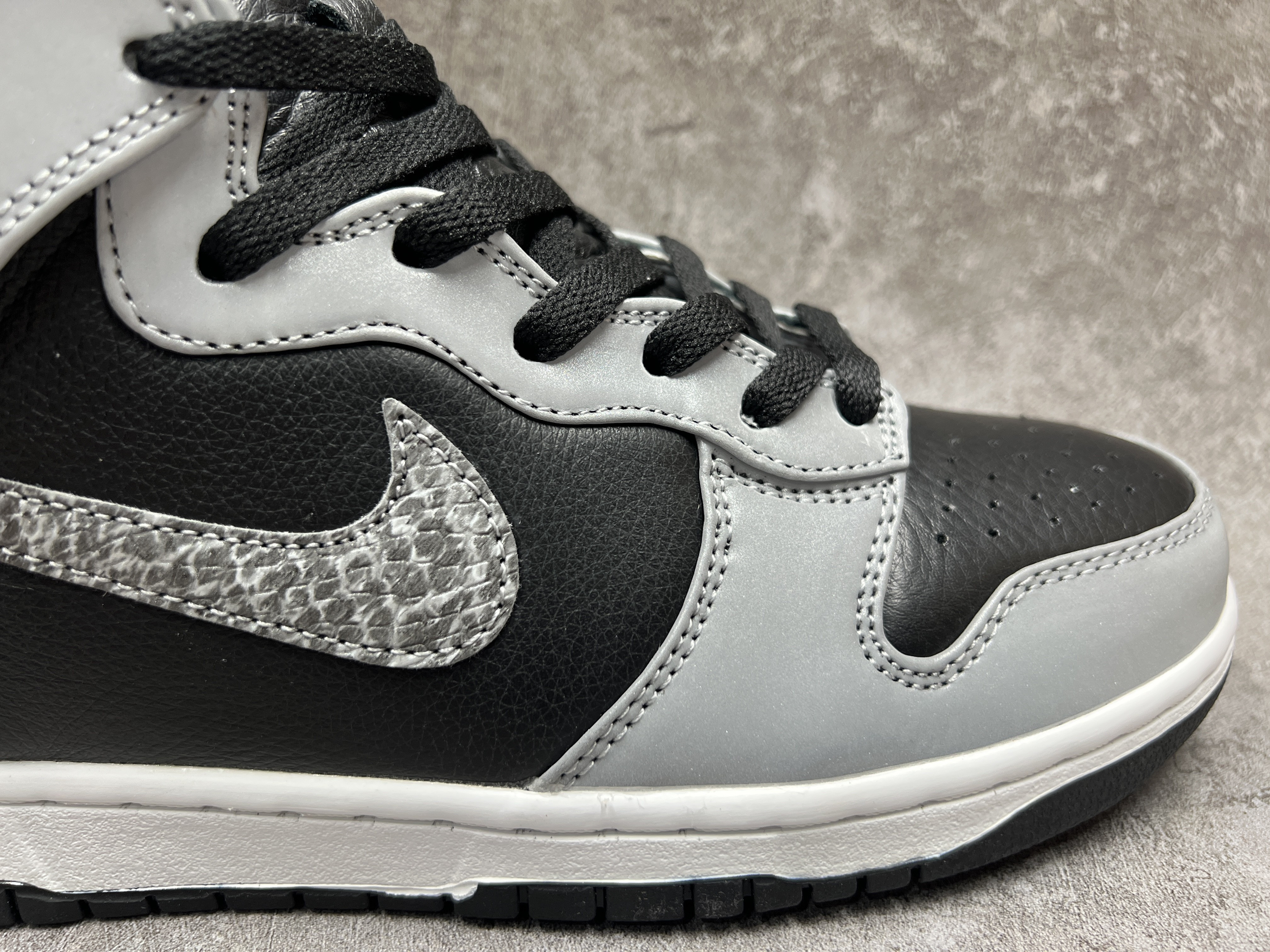 Nike Dunk High Cocoa Snake
