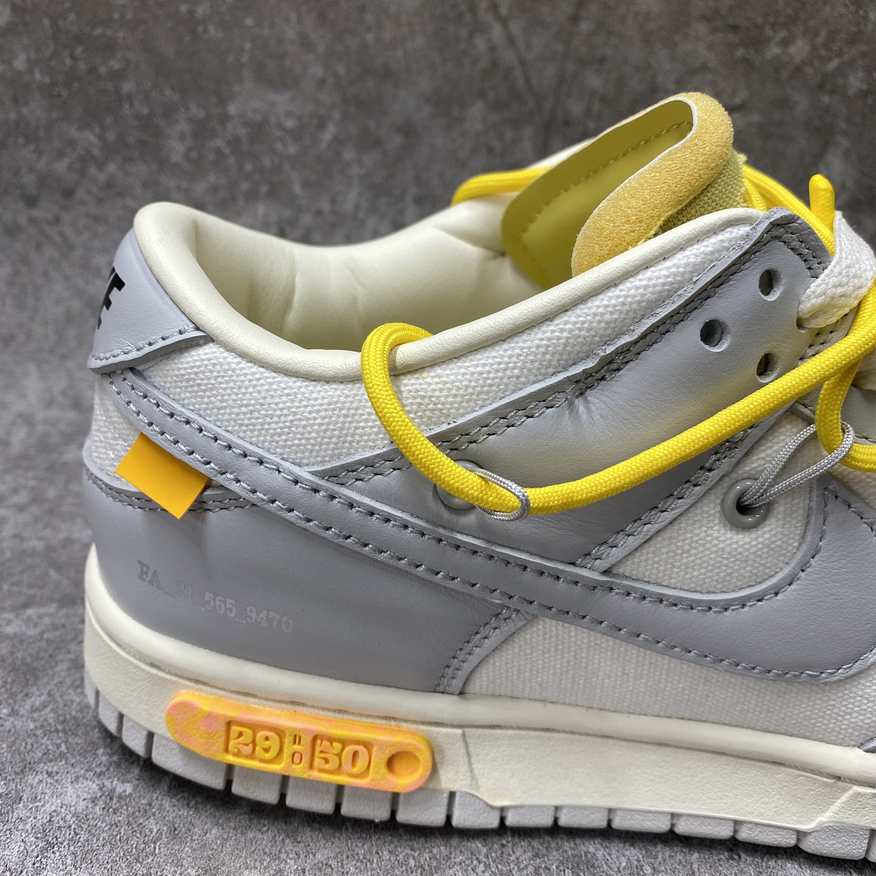 Nike Dunk Low Off-White Lot 29