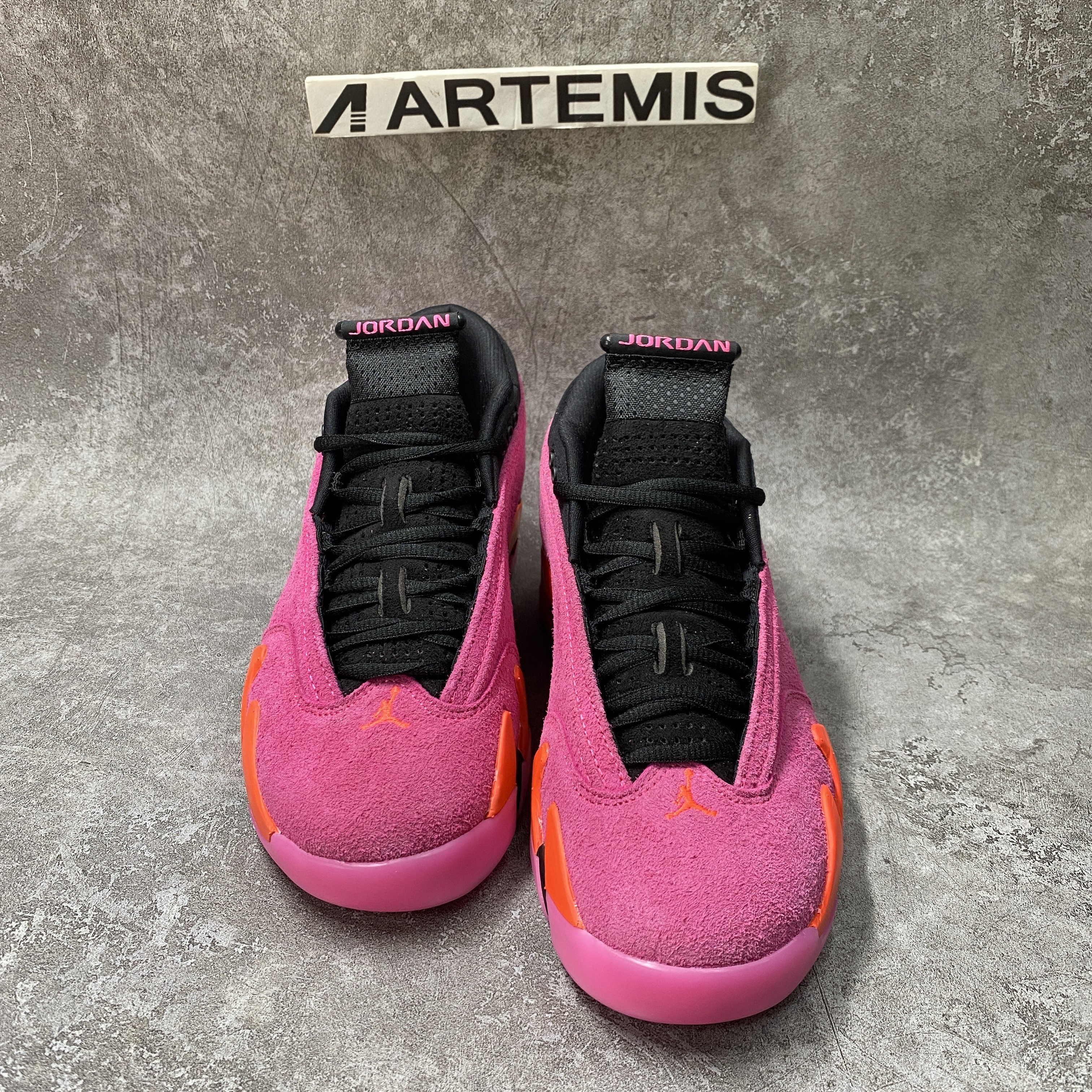 Air Jordan 14 Retro Low Shocking Pink