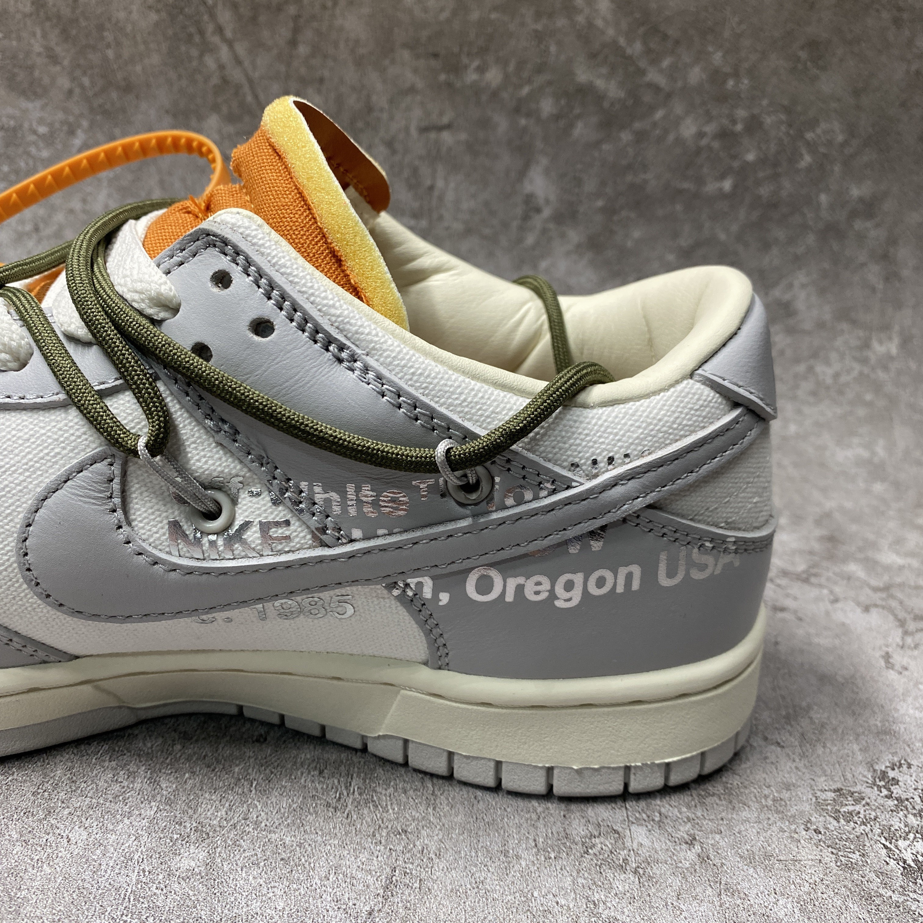Nike Dunk Low Off-White Lot 22