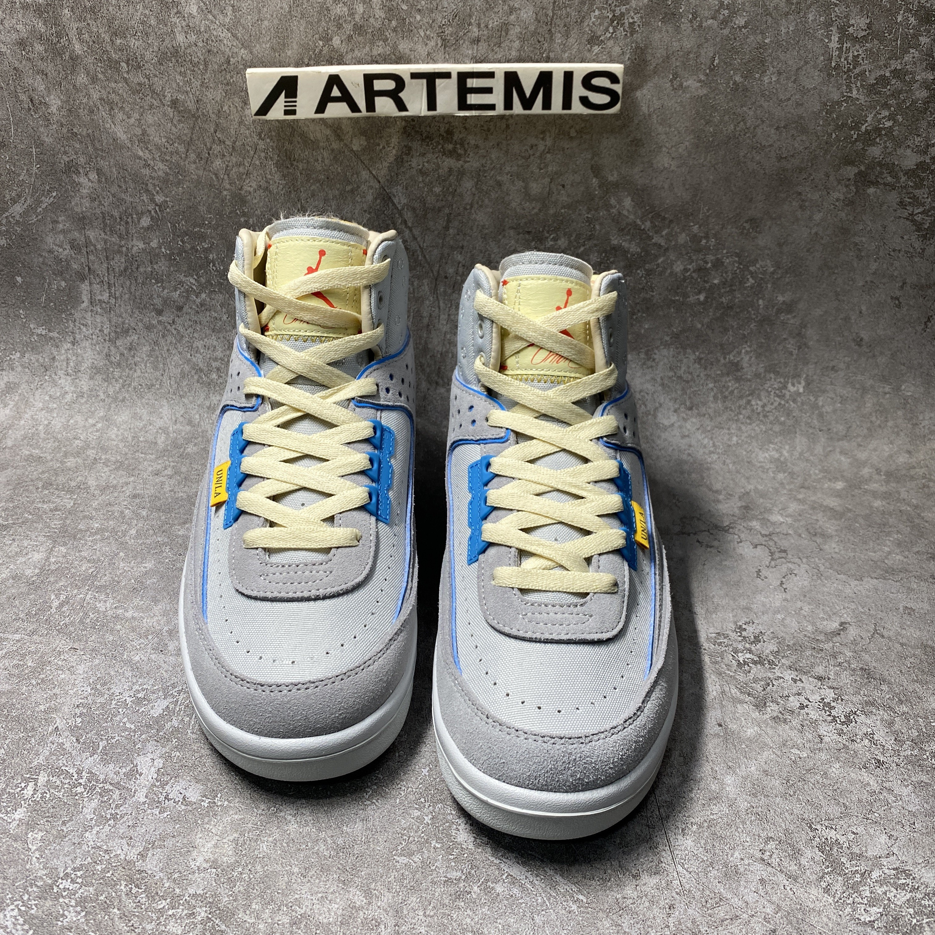 Air Jordan 2 Retro Union Grey Fog