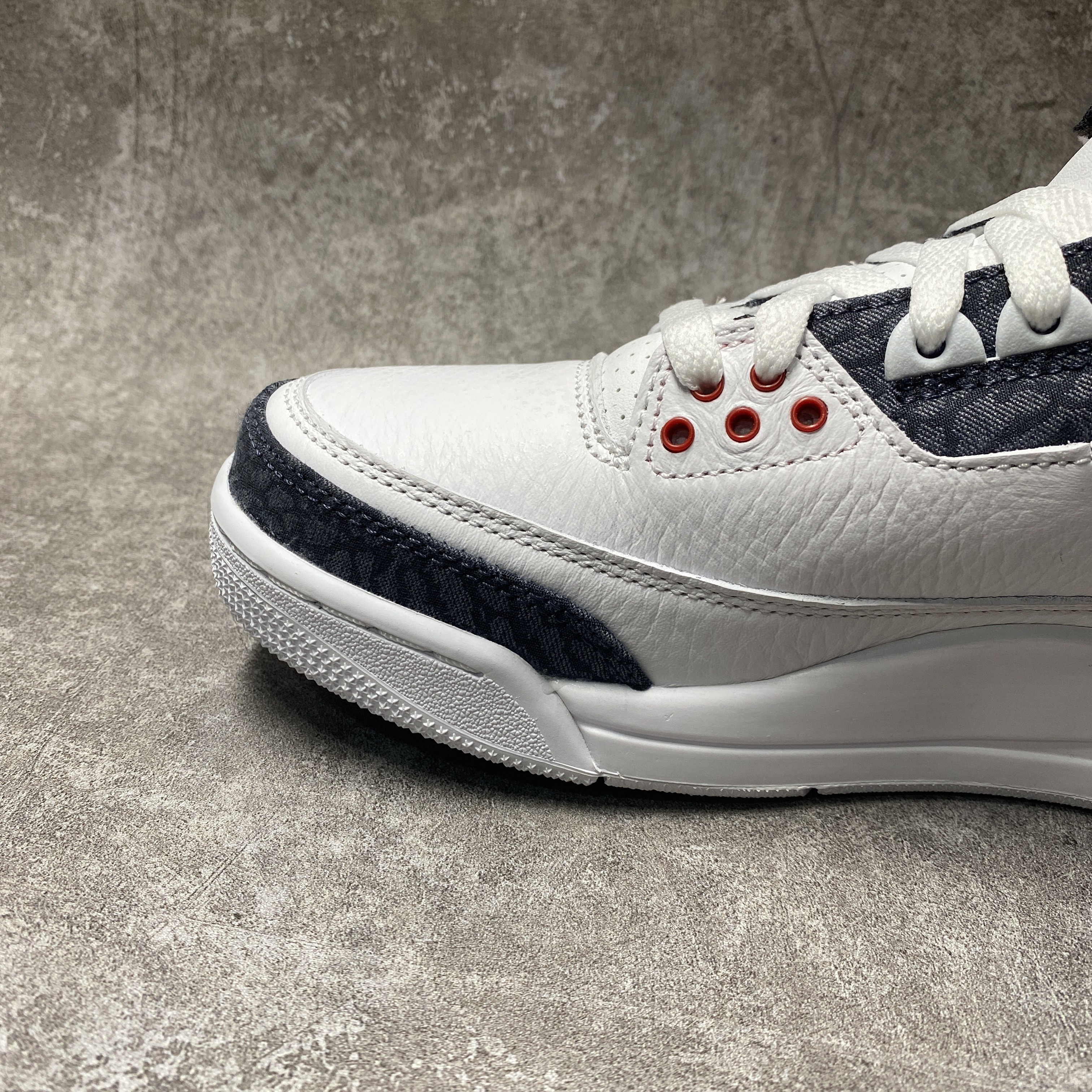 Air Jordan 3 Retro SE-T CO JP Fire Red Denim