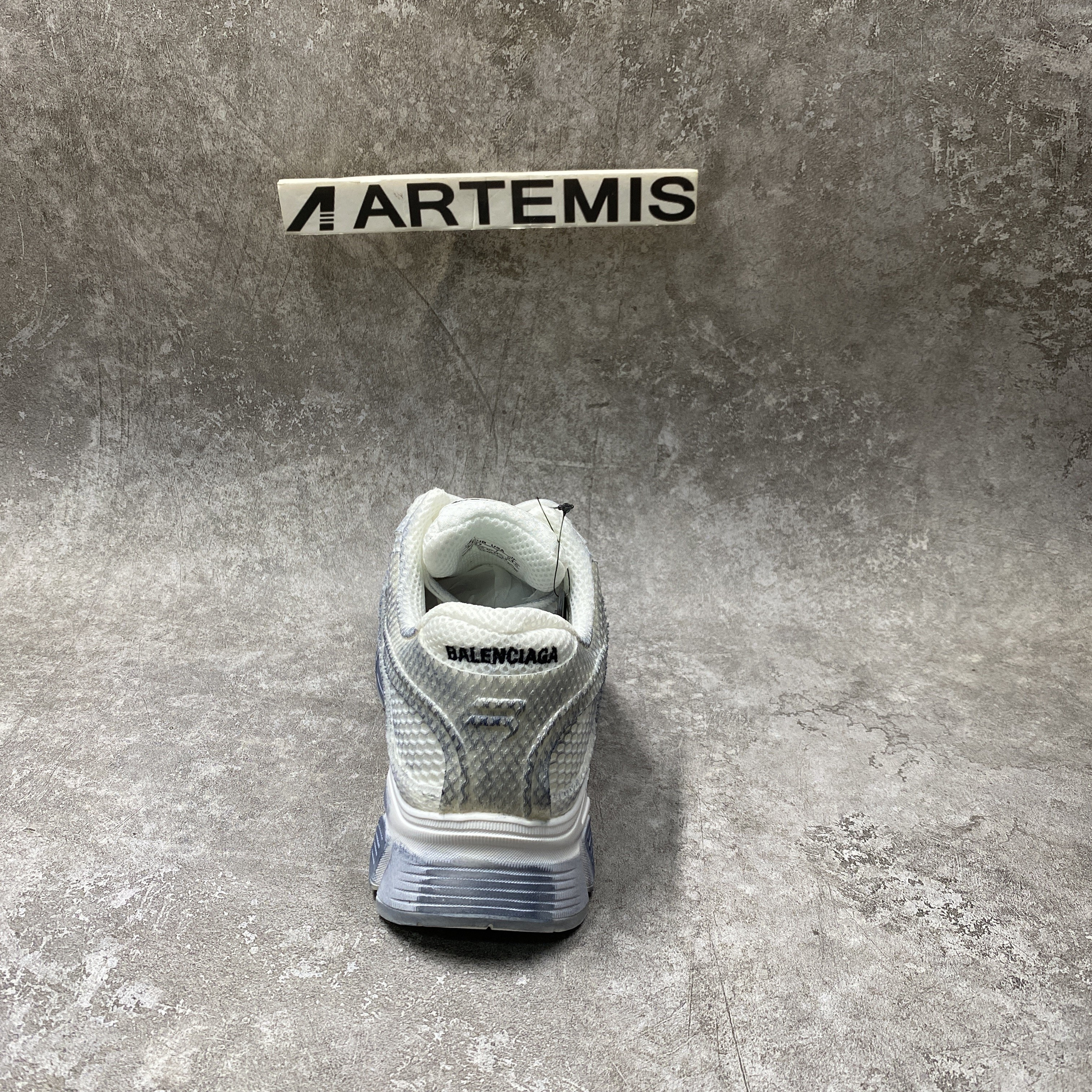 Balenciga Phantom Trainers Washed White