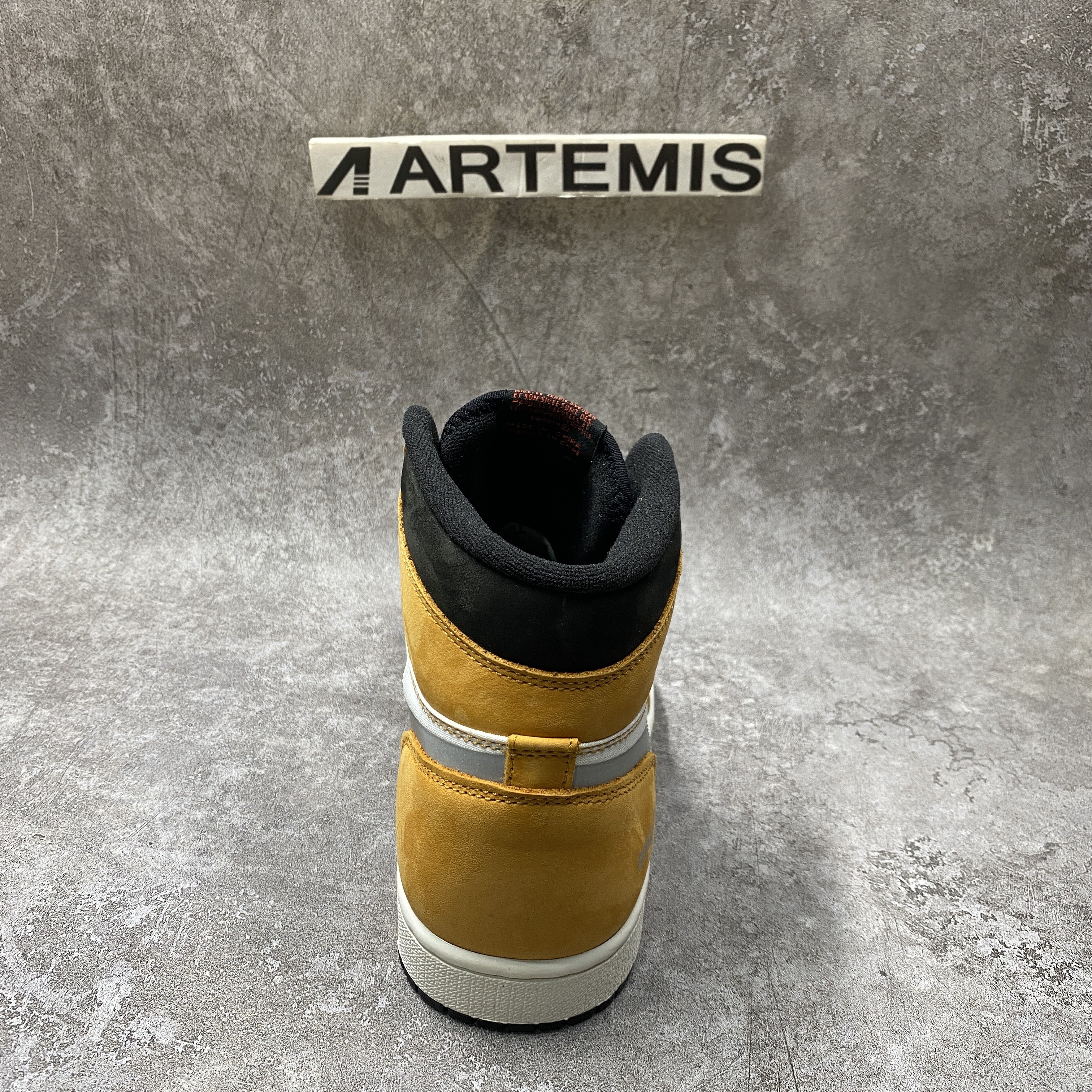 Air Jordan 1 High Element Gore-Tex Light Curry