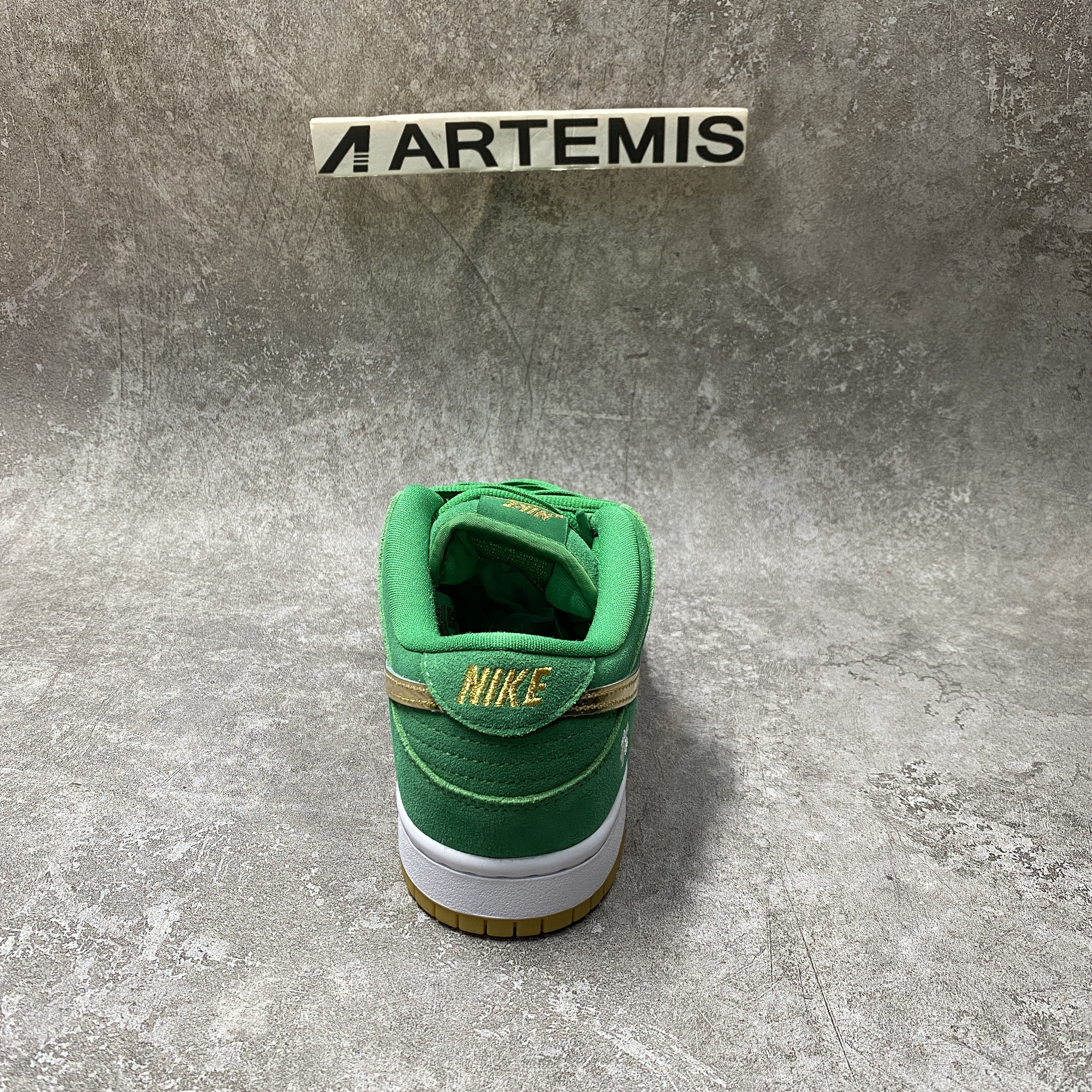 Nike SB Dunk Low Pro St. Patrick