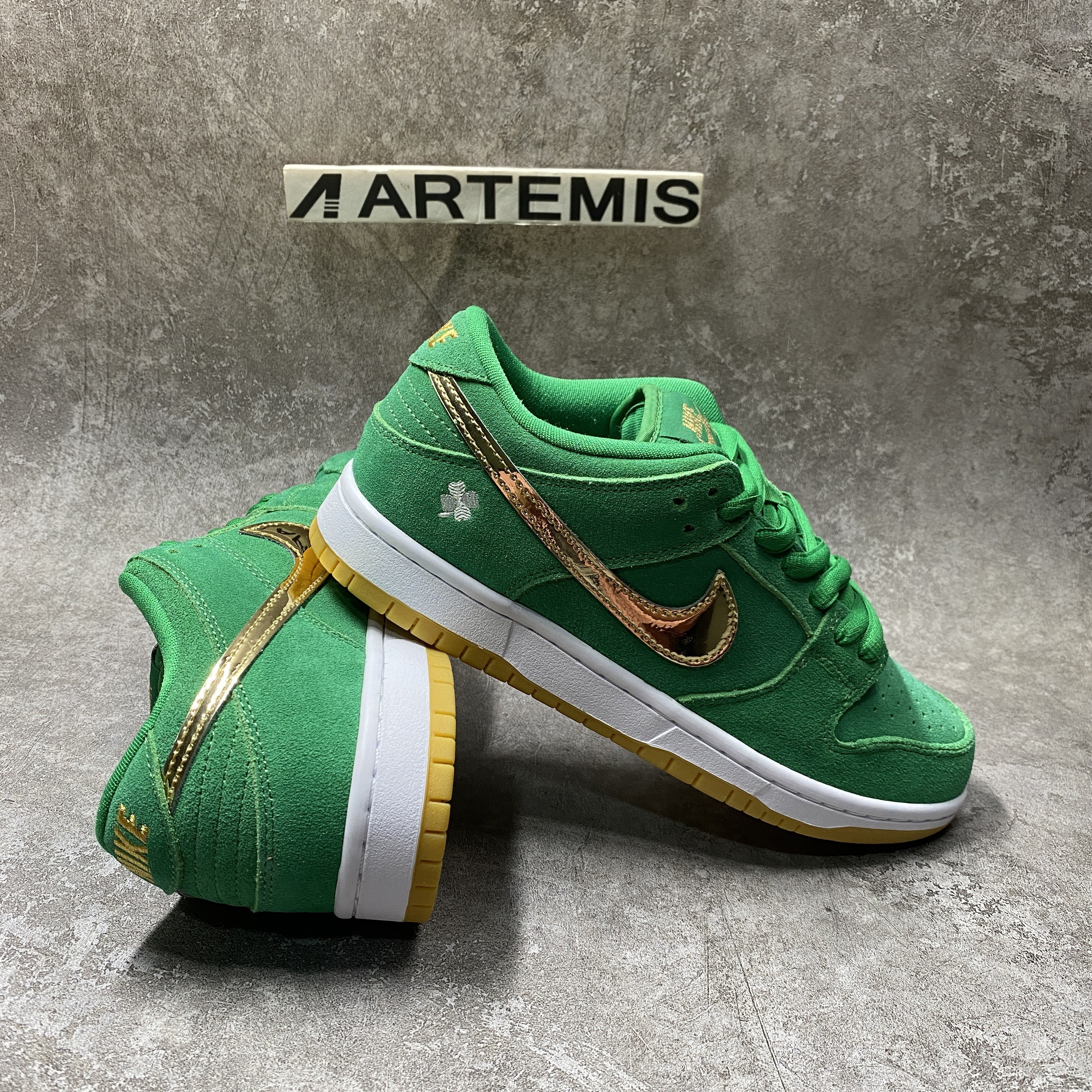 Nike SB Dunk Low Pro St. Patrick