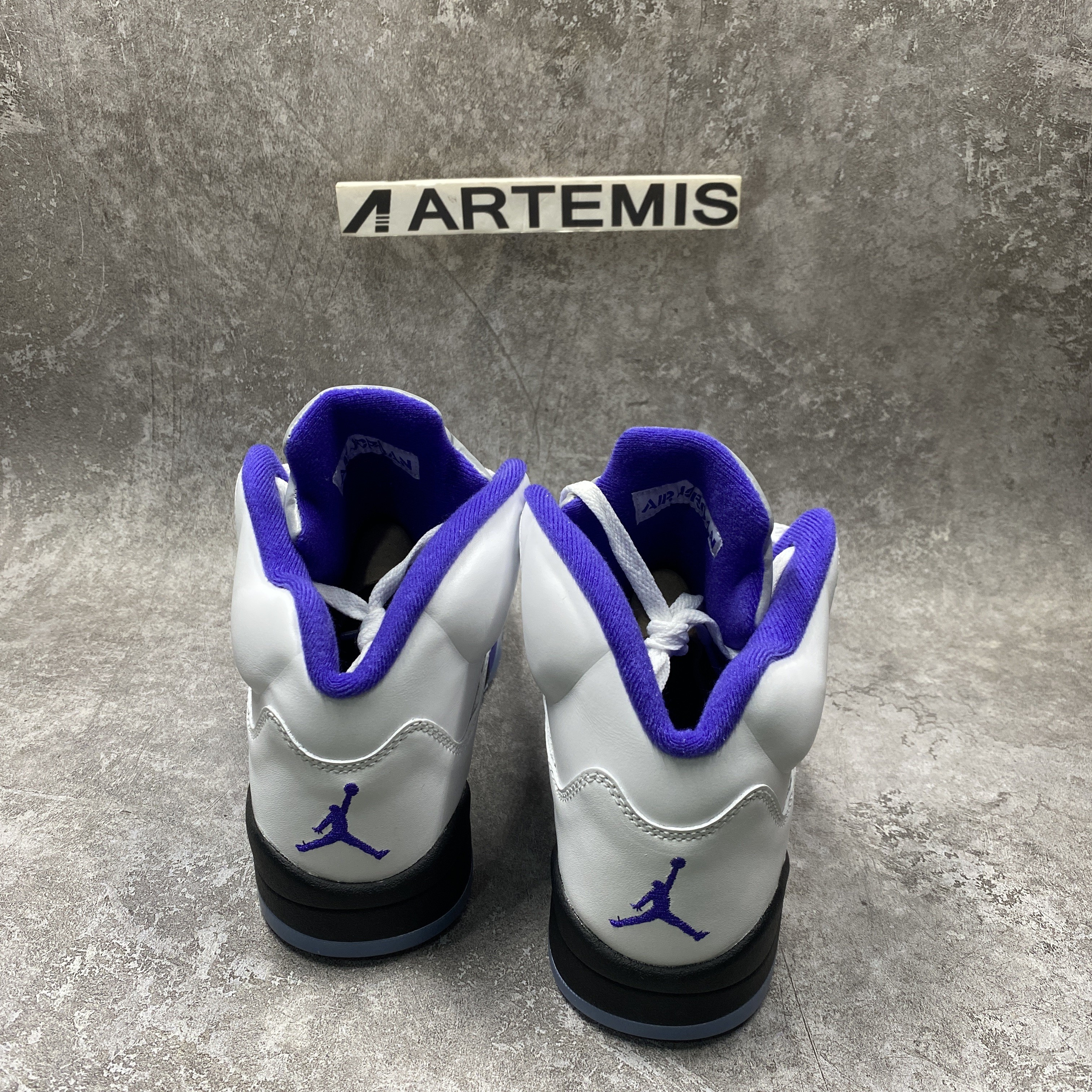 Air Jordan 5 Retro White Stealth 2.0