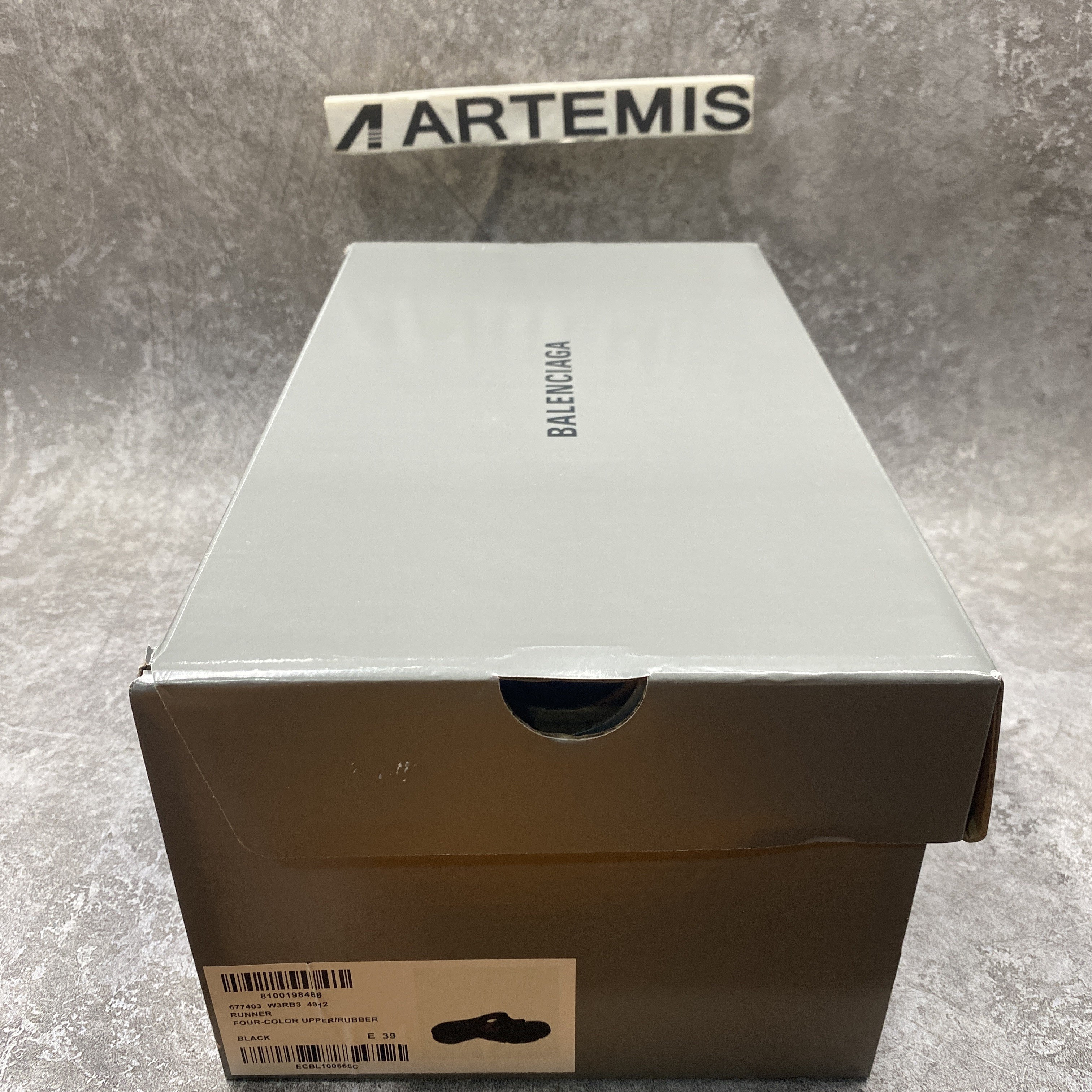 Balenciga Mold Slides Black (run one size bigger)