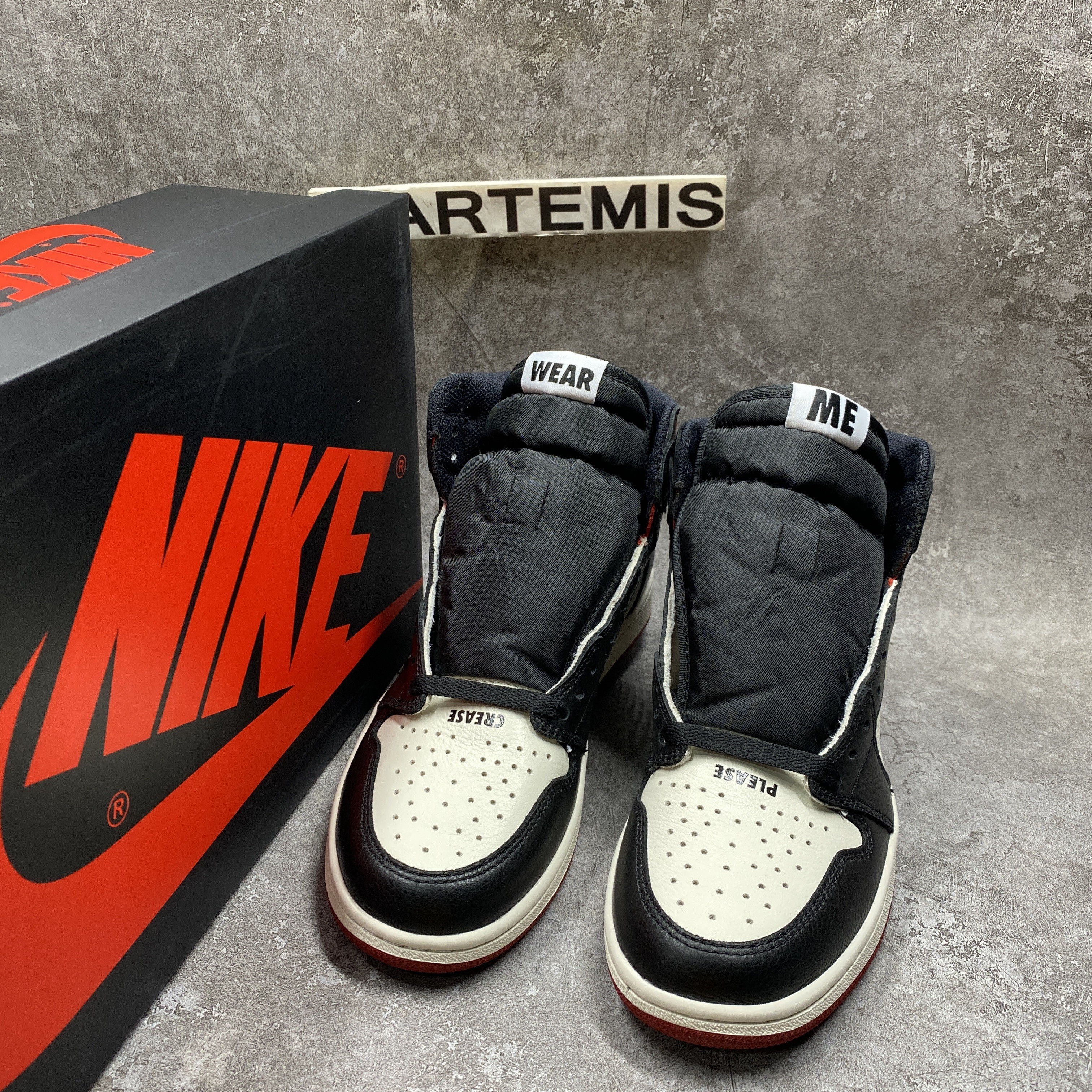 Air Jordan 1 Retro High "Not for Resale" Varsity Red