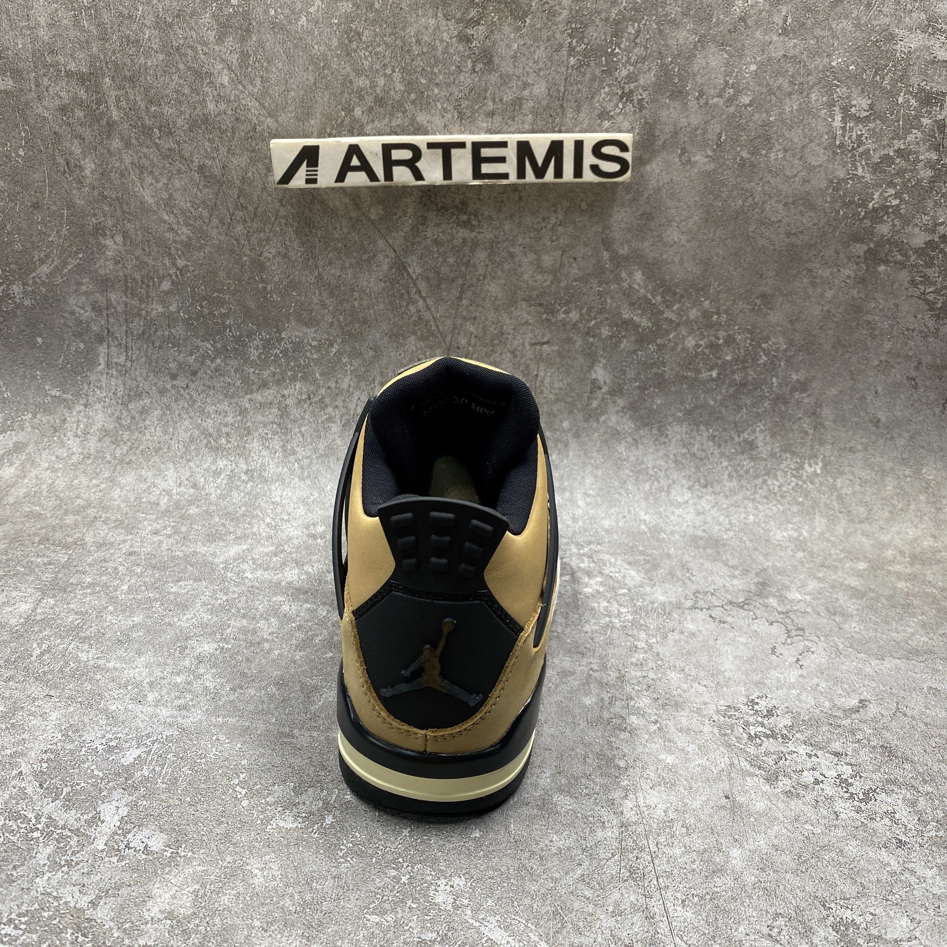 Air Jordan 4 Retro Fossil