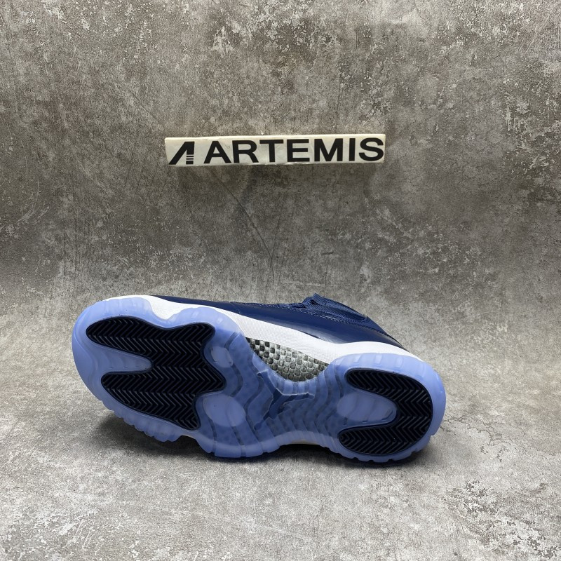 Air Jordan 11 “Midnight Navy”