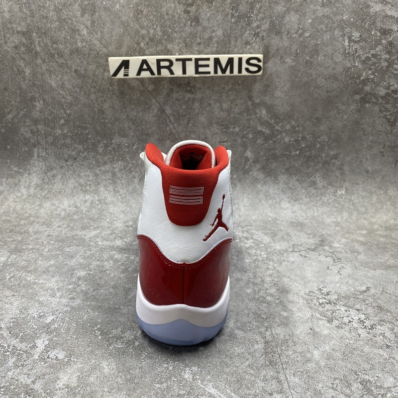 Air Jordan 11 Cherry (2022)