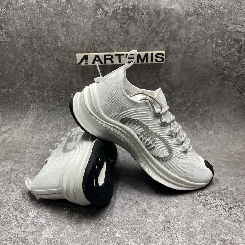 GC Run Sneakers White