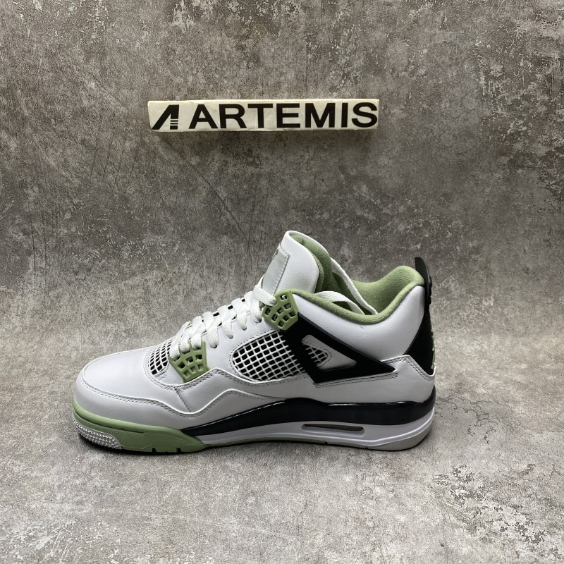 Air Jordan 4 Retro Lucid Green Rasta
