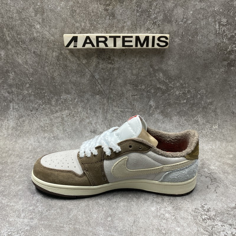 Air Jordan 1 Retro Low OG Year Of The Rabbit