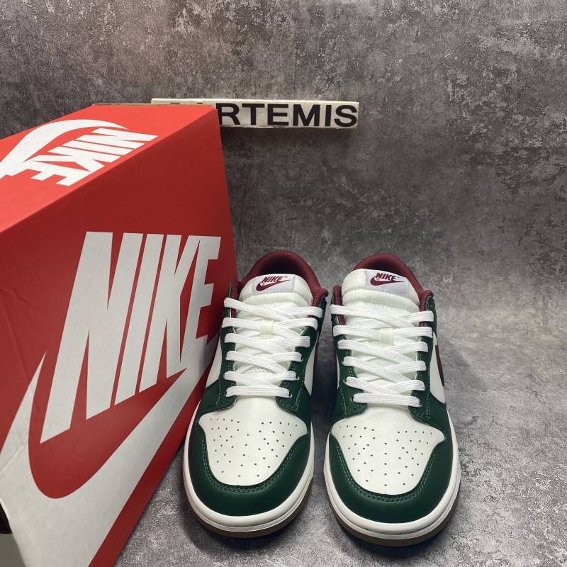 Nike Dunk Low Gorge Green