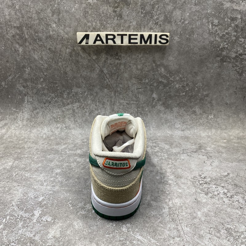 Nike SB Dunk Low Jarritos