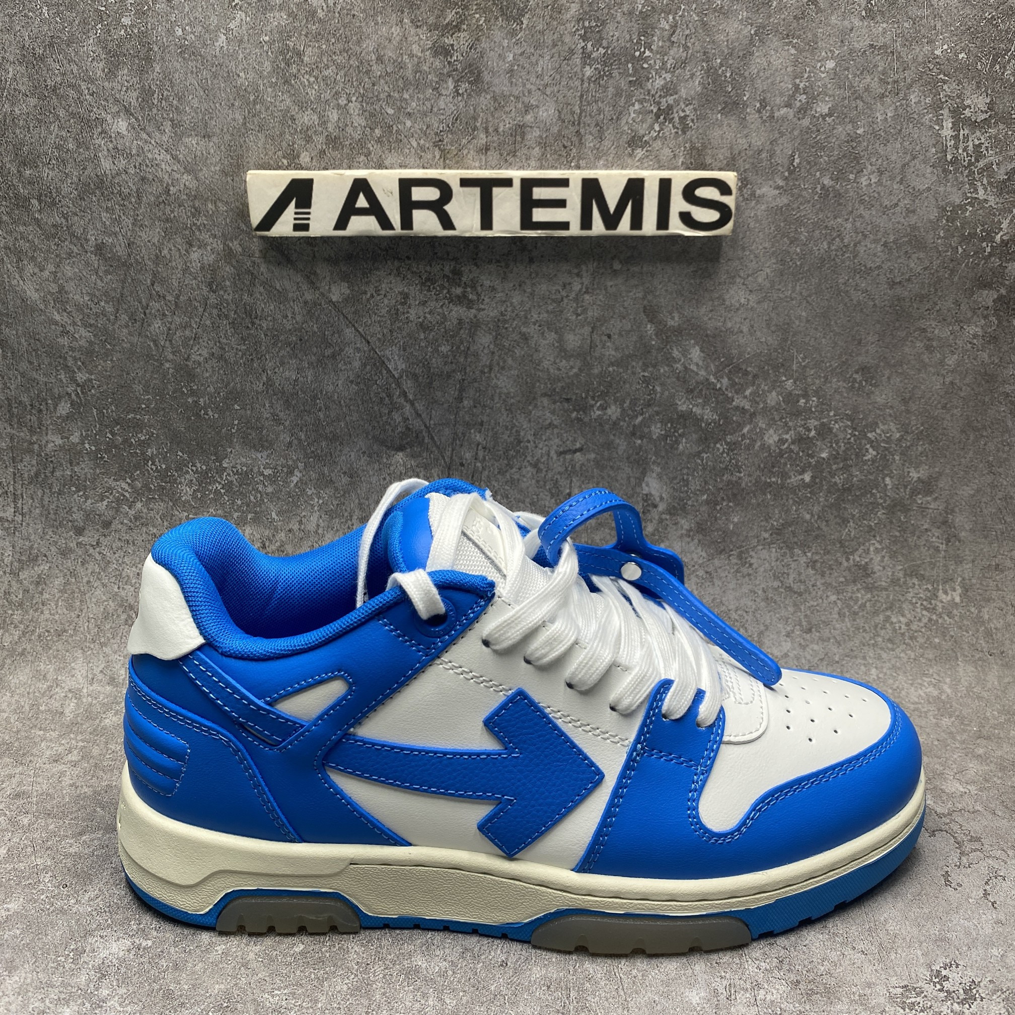 OFF-WHITE Out Of Office OOO Low Tops Blue White