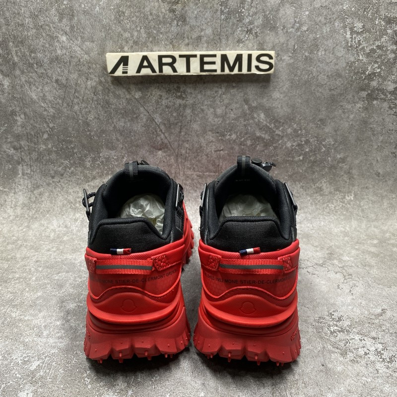 Moncler Trailgrip Gore-Tex Black Red