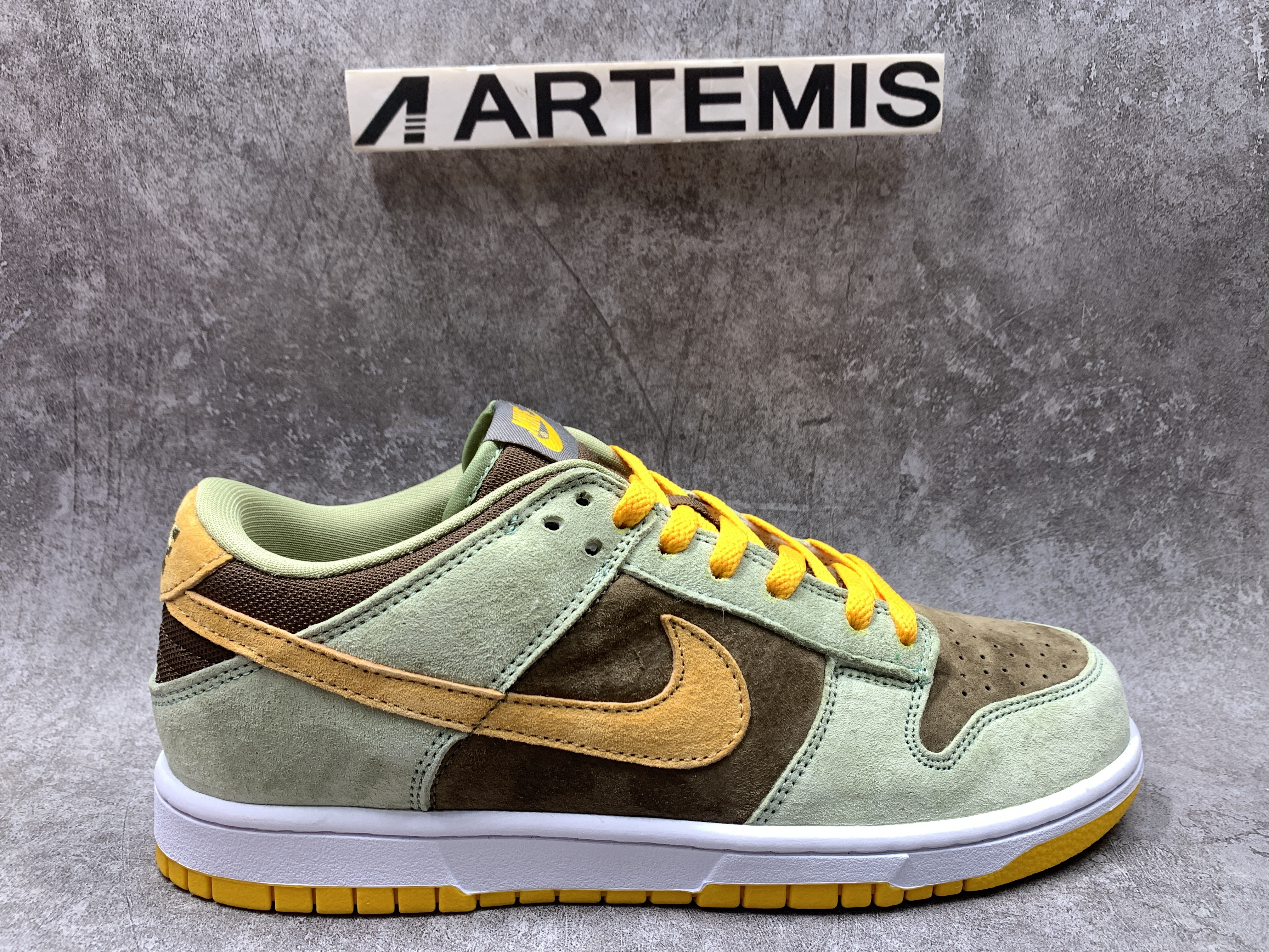 Nike Dunk Low Dusty Olive