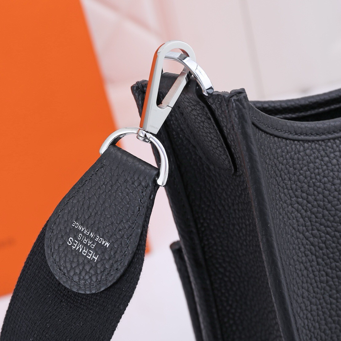 H**me5 evelyne bag 28cm