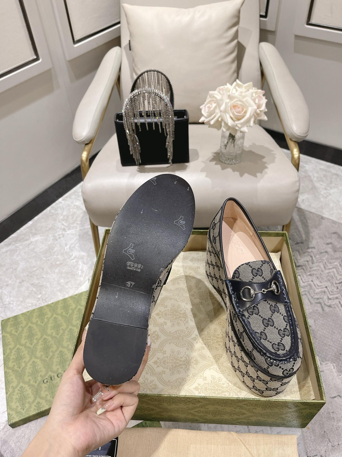 G*u*i horsebit platform loafer