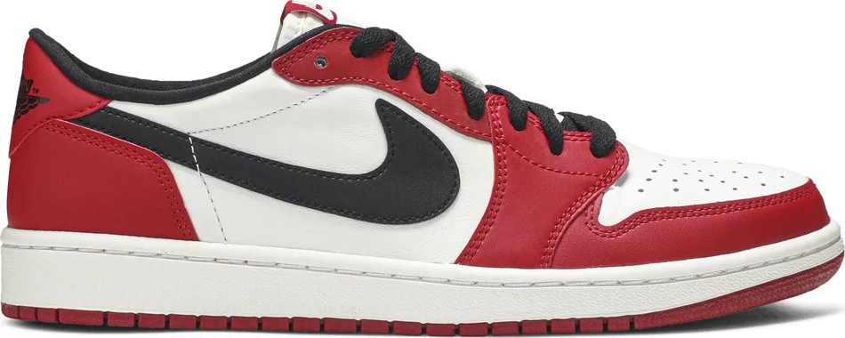 Air Jordan 1 Retro Low Chicago (2022)