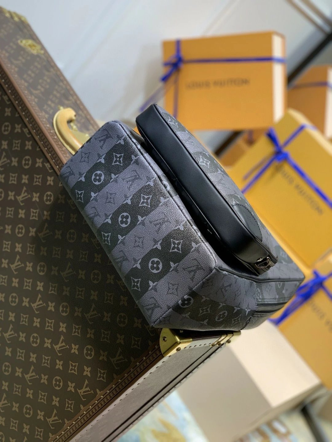 LV UTILITARY BACKPACK M45962