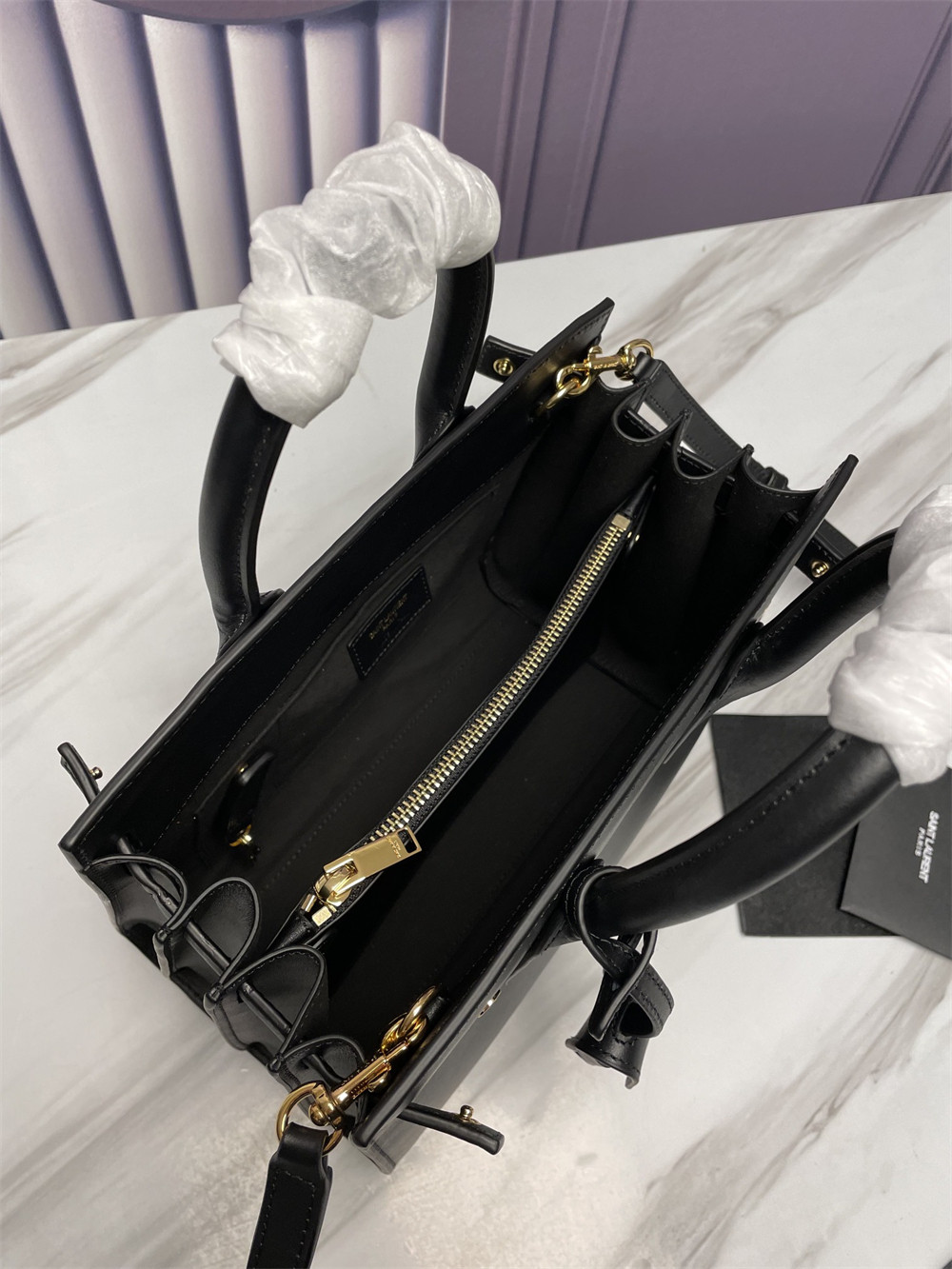 Y*L sac de jour baby in shiny leather black