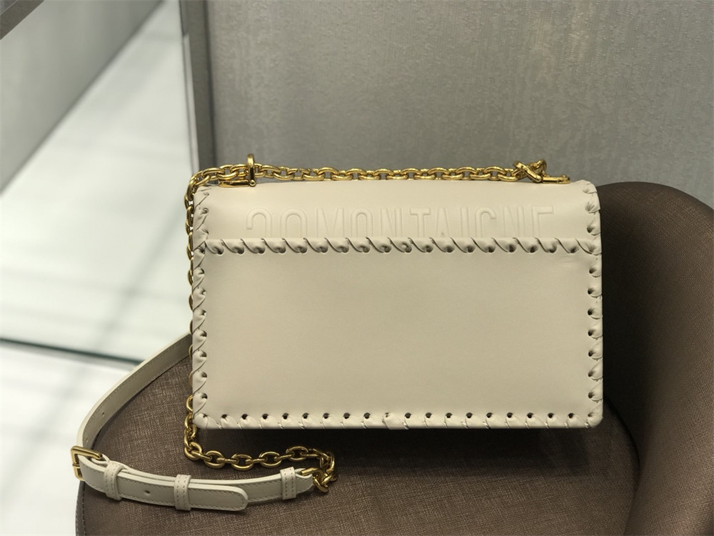 D*or 30 montaigne chain bag white
