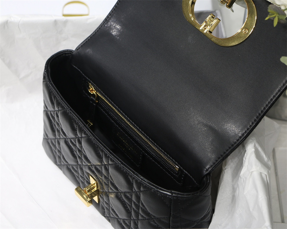 small d*or caro bag black S*pple cannage calfskin 20 x 12 x 7 cm