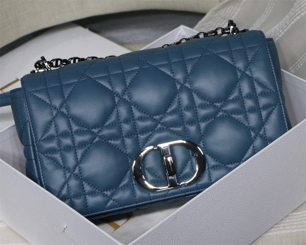 large d*or caro bag navy S*pple cannage calfskin with silver hardware 29 x 18 x 10 cm