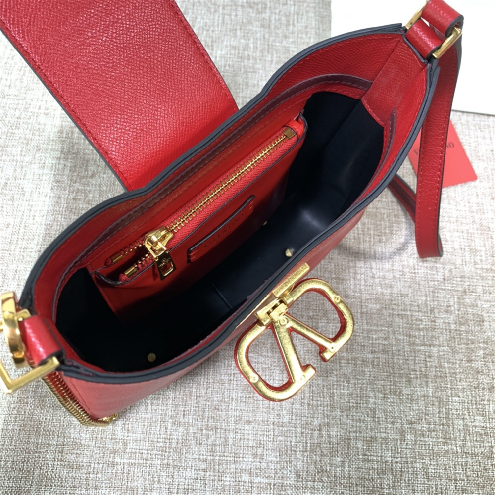 Va1e*ntin0 garavani vsling hobo small bag red