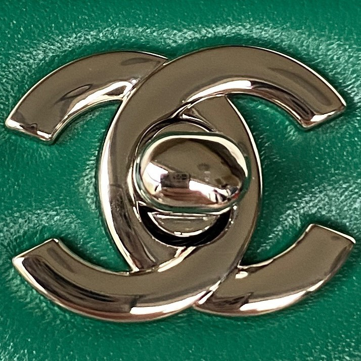 Ch*el small classic handbag grained shiny calfskin & silver-tone metal green 5.7 × 9 × 2.3 in
