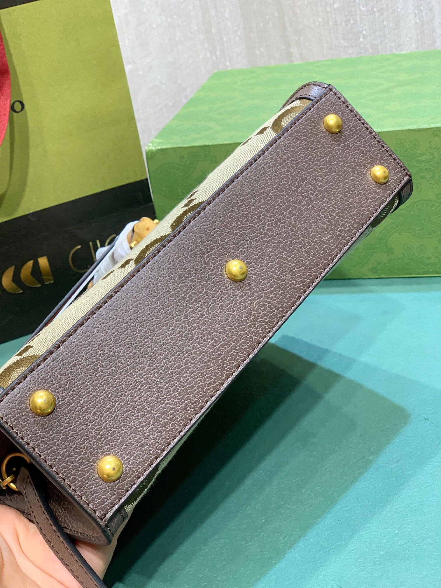 G*u*i diana small shoulder bag 25w x 16h x 9d cm