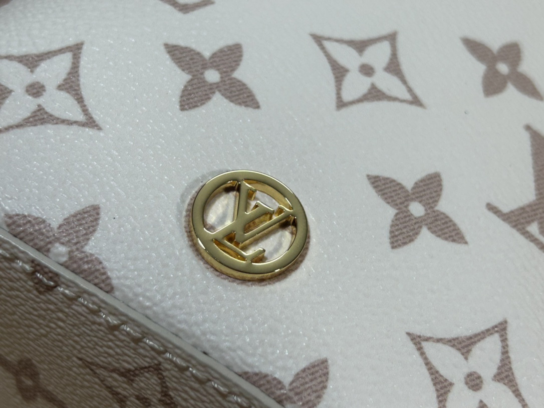 LV M83227 NOE PURSE 11.5 x 11.5 x 11.5 cm