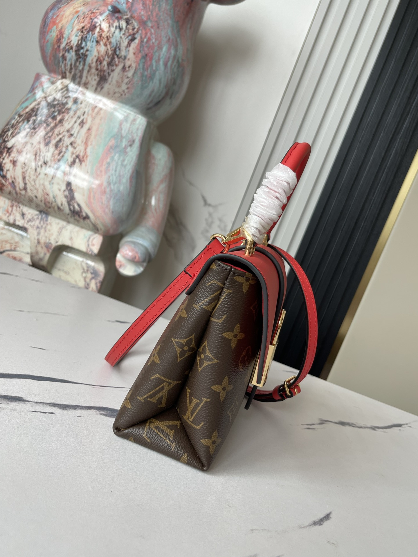 LV Locky BB M44322 7.9 x 6.3 x 3 inches