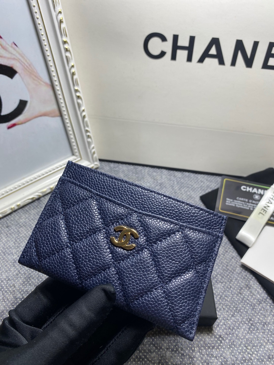 Ch*el card holder 10cm