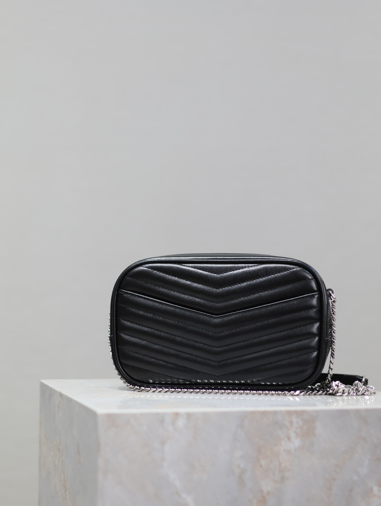 Y*L mini lou in quilted leather 7.5 x 4.1 x 2 inches