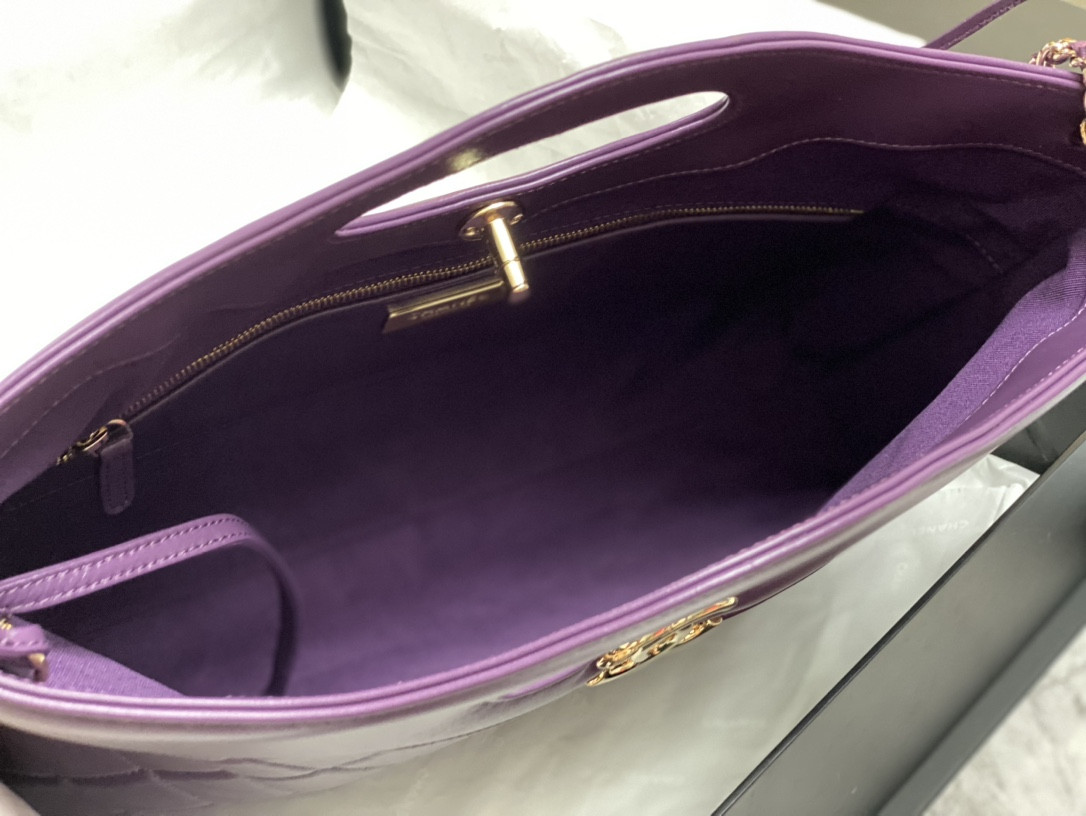 Ch*el  shopping bag shiny lambskin & gold-tone metal 35x39x8cm