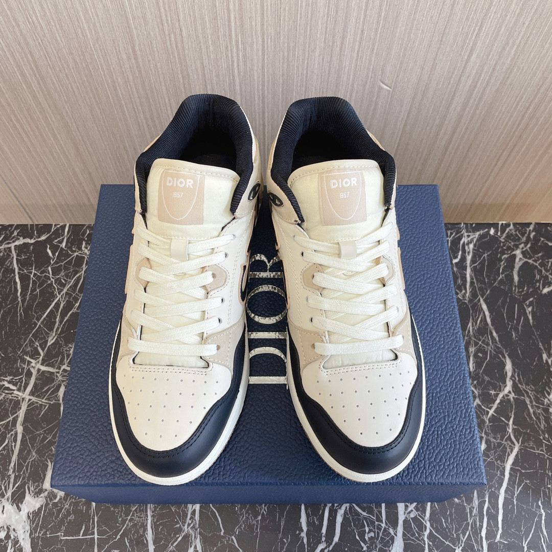 ua D*or b57 mid-top sneaker