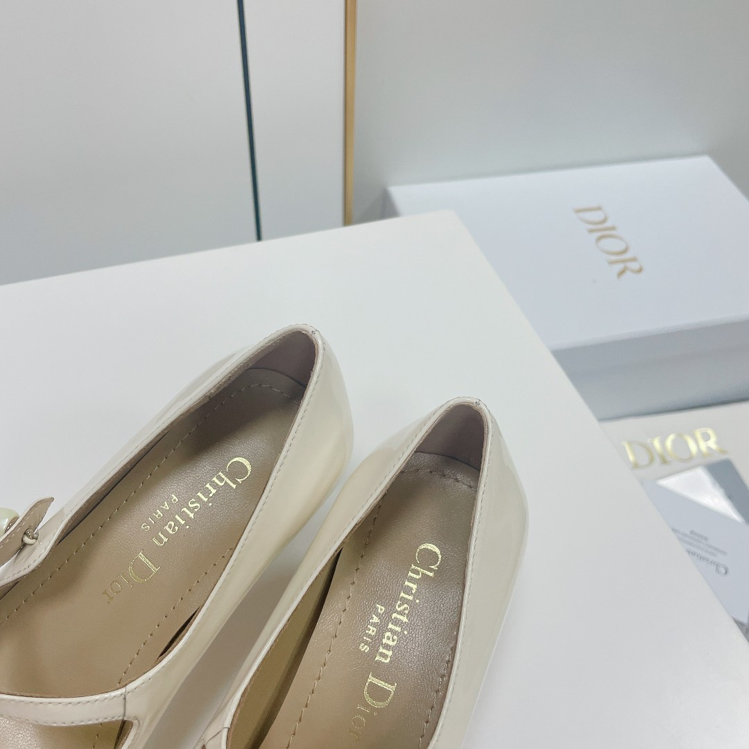 ua jolie D*or pump