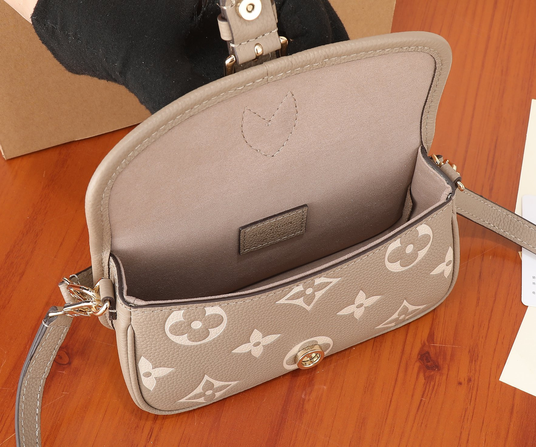 LV Nano Diane  M83300 7.5 x 4.1 x 2.4 in